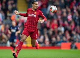 现代足球防守的视角：从铲球到智慧防守-华体会体育